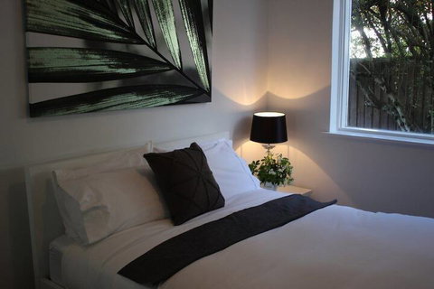 Centrepoint Units Heidelberg - Accommodation Main Beach 6