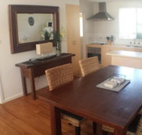 Oceana Holiday Units - Accommodation Main Beach