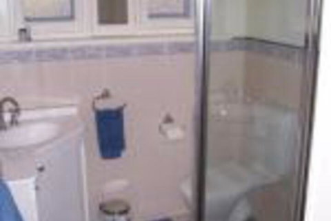 MacDonnell House Naracoorte - Accommodation Main Beach 0