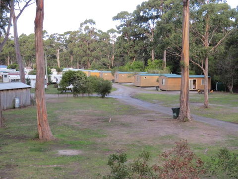 Captain Cook Holiday Park - Accommodation Main Beach 4