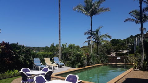Sunrise Cove Holiday Apartments - Accommodation Main Beach 2