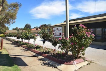 Big River Motel - Accommodation Main Beach 1