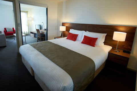 Quest Werribee - Accommodation Main Beach 3