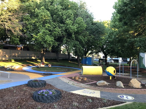 Queanbeyan Motel - Accommodation Main Beach 4