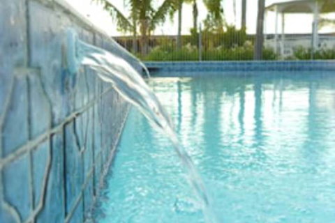 Castle Motor Lodge - Accommodation Main Beach 3