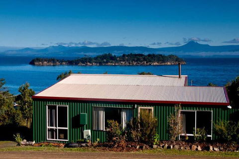 Discover Bruny Island Holiday Accommodation - Accommodation Main Beach 6