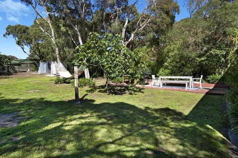 De Angelis Beach House - Accommodation Main Beach 6