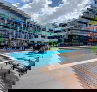 Arena Apartments - Accommodation Main Beach