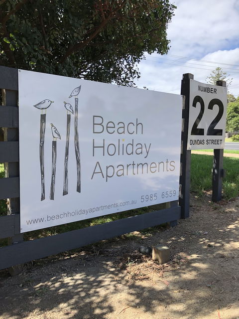 Beach Holiday Apartments Rye - Accommodation Main Beach 2