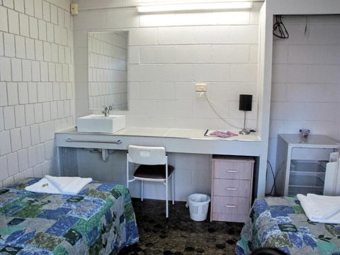 Cstay - Accommodation Main Beach 6