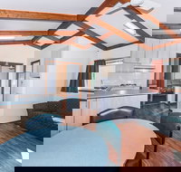 Naracoorte Holiday Park - Accommodation Main Beach