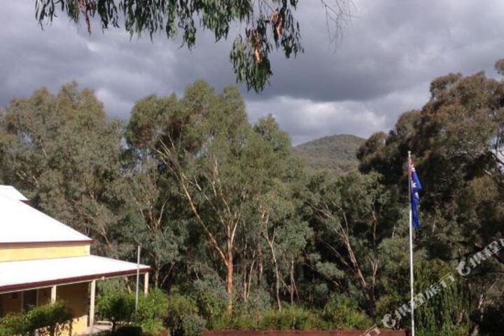Sofala NSW Accommodation Main Beach