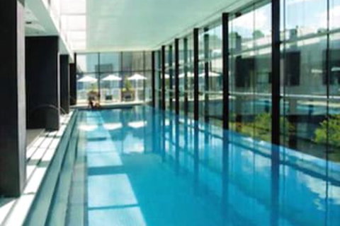 Crown Metropol - Accommodation Main Beach 0