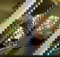 Villa Marine Holiday Apartments - Accommodation Main Beach