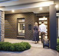 Kirsten Accommodation Mudgee - Accommodation Main Beach