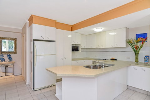 Como Noosa - Accommodation Main Beach 4