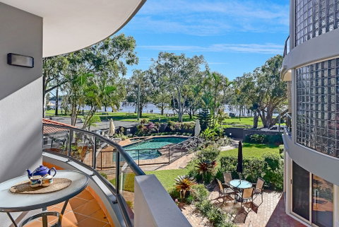 Como Noosa - Accommodation Main Beach 0