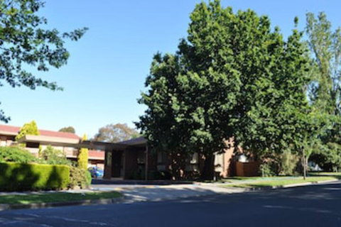 Nunawading Motor Inn - Accommodation Main Beach 0