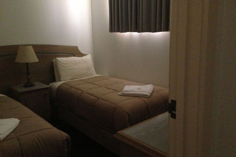 Nunawading Motor Inn - Accommodation Main Beach 5