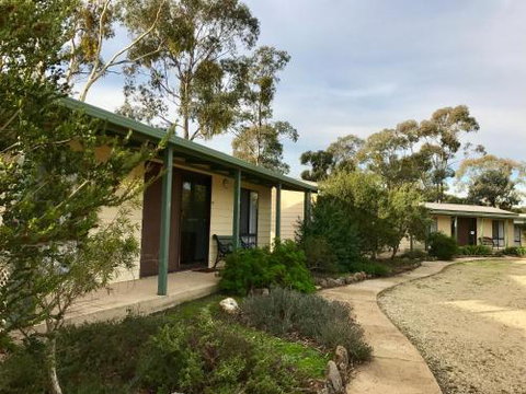 Stawell Holiday Cottages - Accommodation Main Beach 5