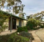 Stawell Holiday Cottages - Accommodation Main Beach
