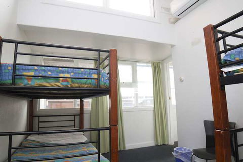 Brunswick Hotel Hostel - Accommodation Main Beach 7