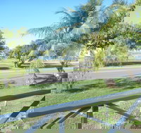 Harbour Lights Tourist Park - Accommodation Main Beach