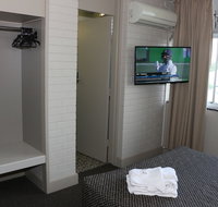 Brighton Hotel - Accommodation Main Beach