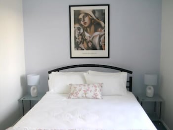 Bella Wind Bed & Breakfast - Accommodation Main Beach 6