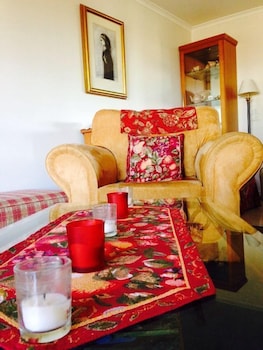 Bella Wind Bed & Breakfast - Accommodation Main Beach 5