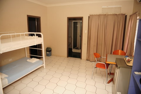 Hotel Allen - Accommodation Main Beach 5