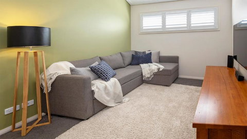 Alpine Snow Angels Retreat Luxurious Snowy Mountains Living - Accommodation Main Beach 6