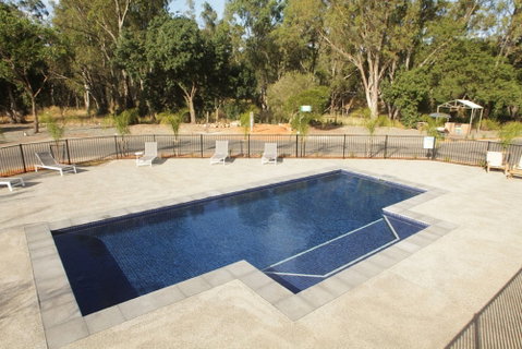 Riverside Cabin Park - Accommodation Main Beach 2