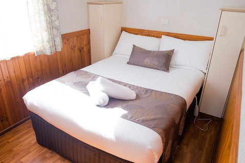 Riverside Cabin Park - Accommodation Main Beach 4