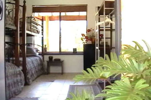 Ocean Vines Retreat - Accommodation Main Beach 3