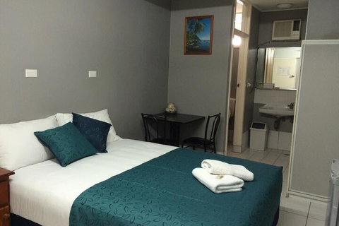 Original North Australian - Accommodation Main Beach 4
