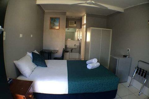Original North Australian - Accommodation Main Beach 6
