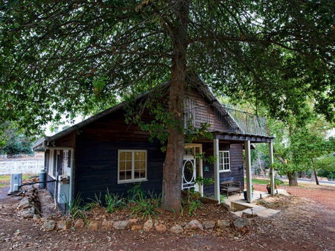 Oak Tree Barn Bridgetown - Accommodation Main Beach 2