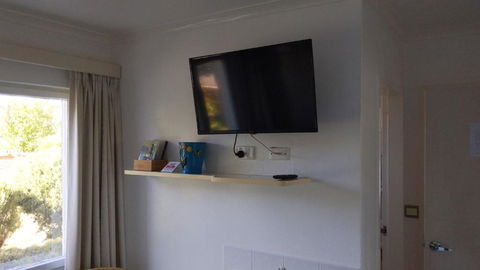 Sierra Villa Lodge - Accommodation Main Beach 1