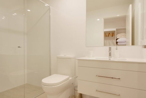 Accommodate Canberra - IQ - Braddon - Accommodation Main Beach 2