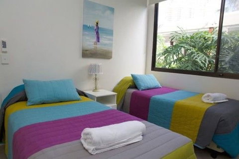 Boulevard Towers - Accommodation Main Beach 3