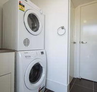 Bowen Residences - Accommodation Main Beach