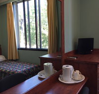 Harp Hotel - Accommodation Main Beach