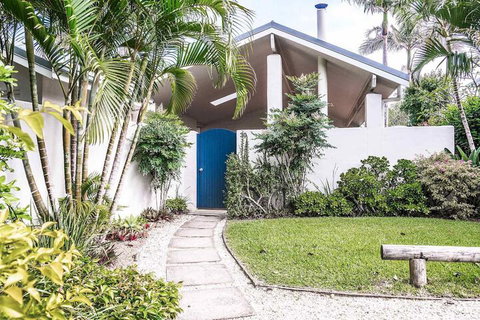 Beachwood - Accommodation Main Beach 1