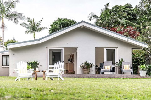Beachwood - Accommodation Main Beach 2
