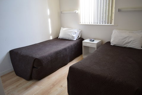 Glenelg Holiday Apartments- Corfu - Accommodation Main Beach 0