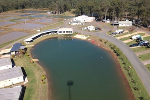 Australian Motor Homes Tourist Park - Accommodation Main Beach 2