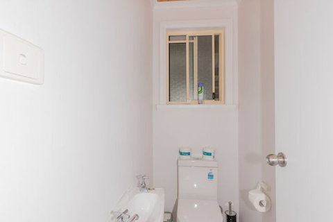 Mayson - Accommodation Main Beach 7