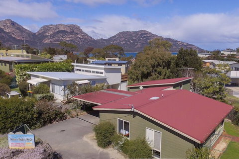 Mayson - Accommodation Main Beach 1