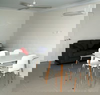 Casa Nostra Motel - Accommodation Main Beach